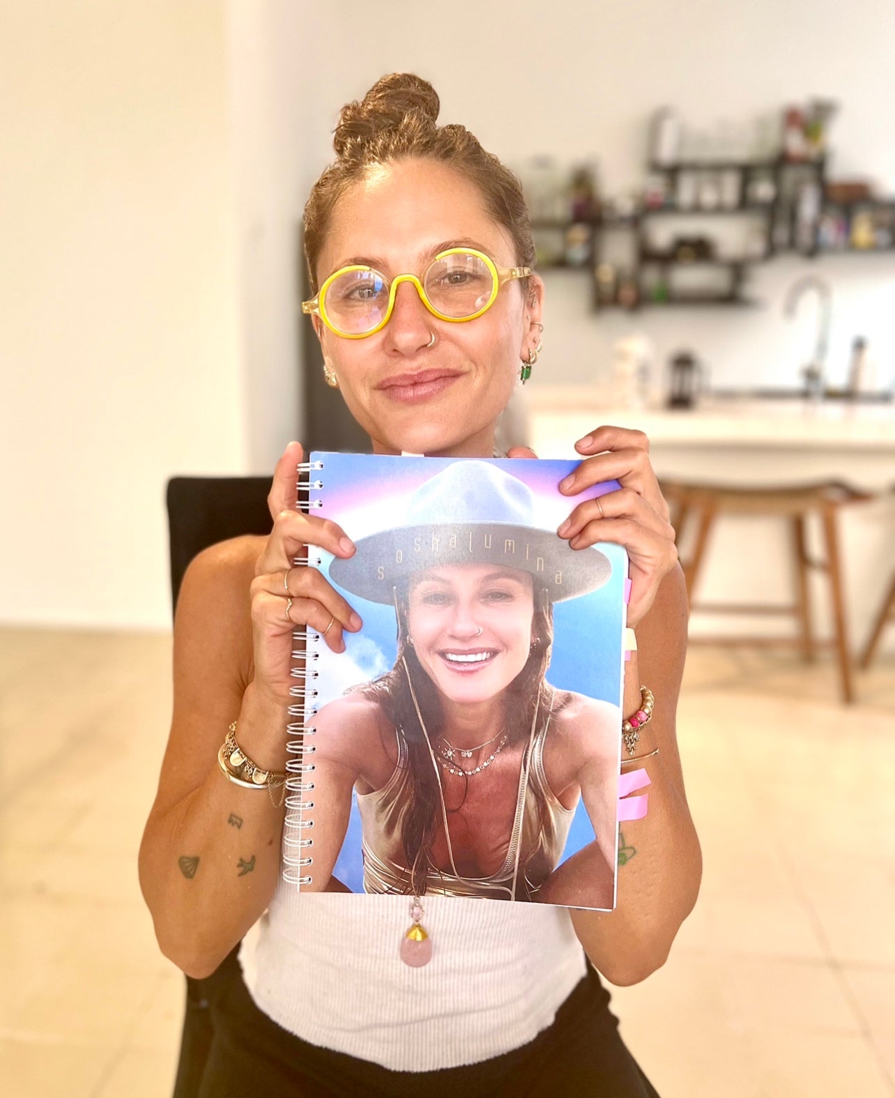 Load video: Scosha designer testimonial for Emmanuelle Blanc Self love guide at unleash your inner wealth to recreate your reality with rituals